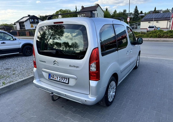 Citroen Berlingo cena 23800 przebieg: 250000, rok produkcji 2010 z Pobiedziska małe 191